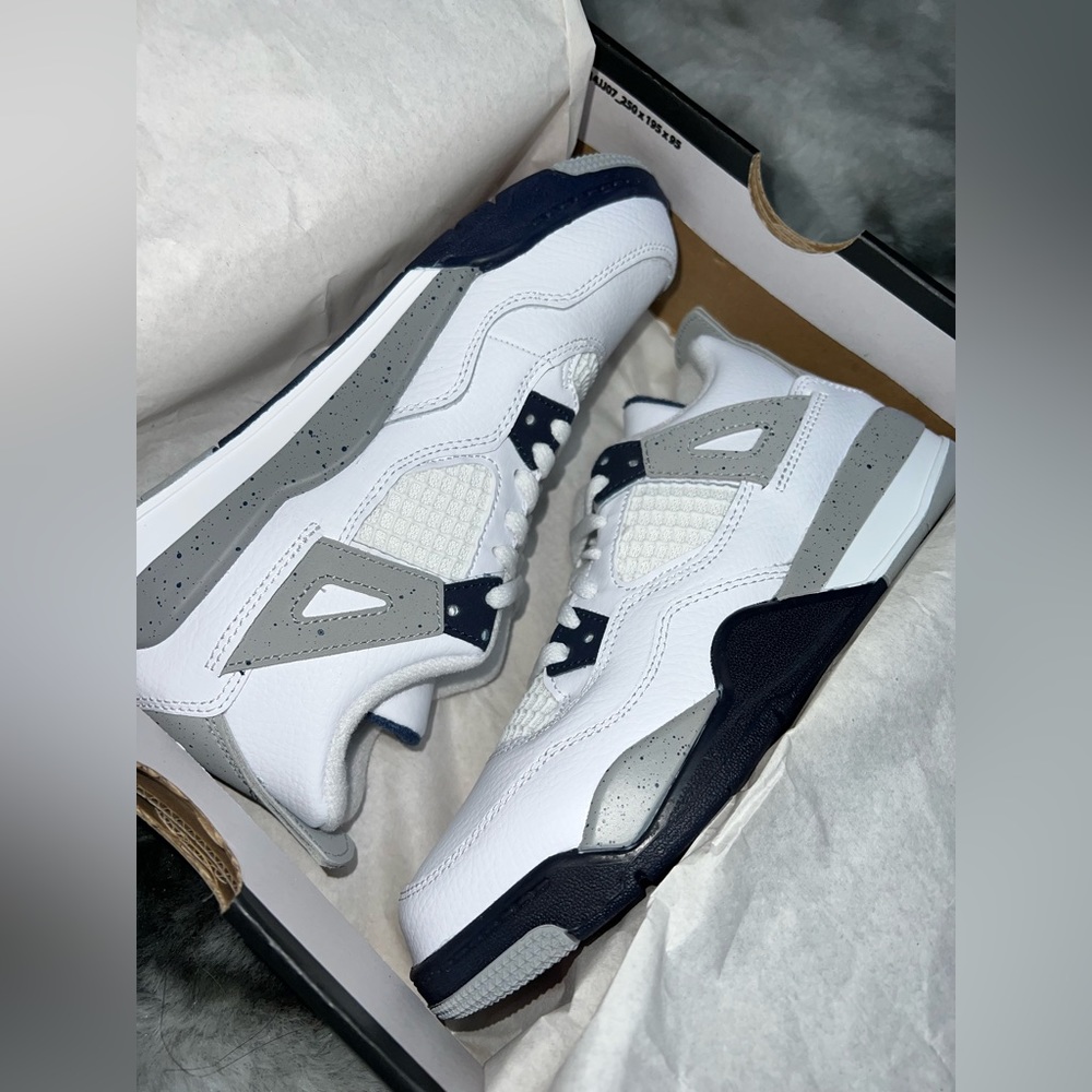 Jordan 4 retro